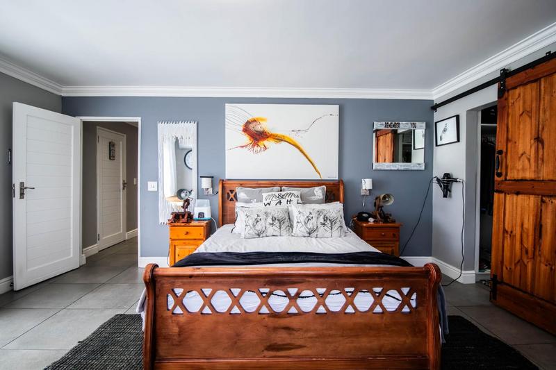 5 Bedroom Property for Sale in Myburgh Park Western Cape